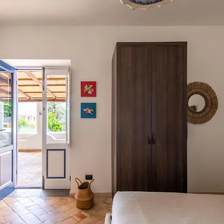 Guest house Vico San Lorenzo - A Salina