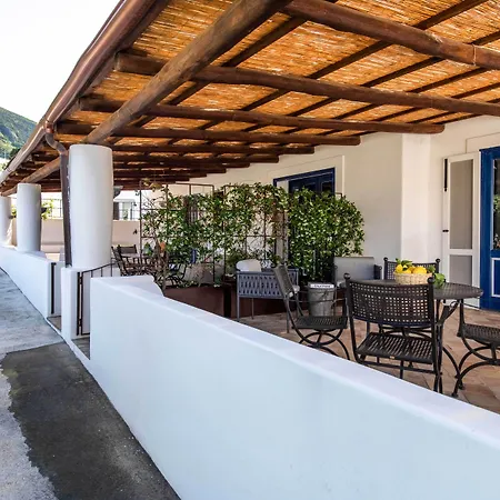 Vico San Lorenzo - A Salina Gæstehus 4*